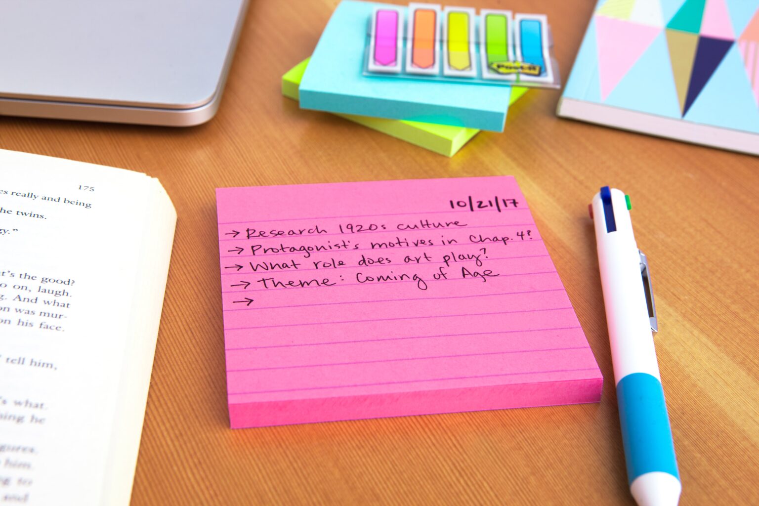 Post-it note with to-do list on