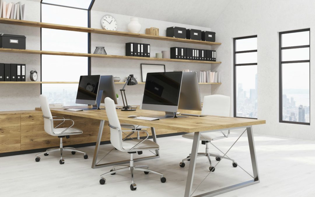 The pros and cons of hot-desking