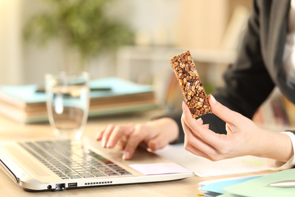 Office Snack Ideas: Healthy Alternatives for Common Cravings